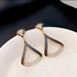 ❤️Crystal Drop Fan Earrings❤️